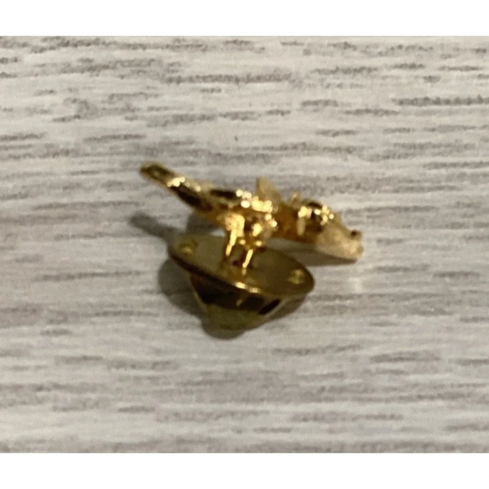 Goldtone Pin‎ Rose Textured Vintage